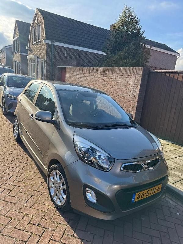 Occasion 2011 Kia Picanto Hatchback | € 3.200 (Goede deal) - Afbeelding 1/4