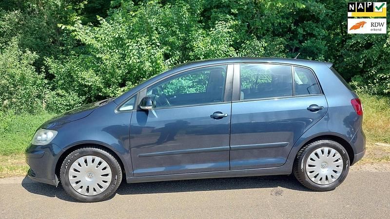 Grijs Occasion 2008 VW Golf Plus Cross MPV | € 2.950 (Goede deal) - Afbeelding 1/4