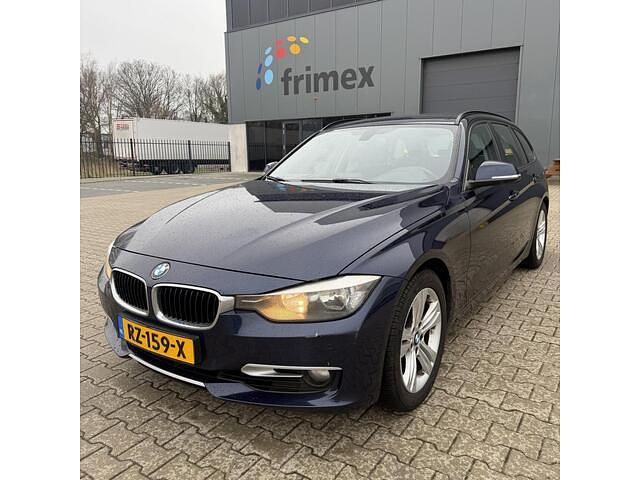 Occasion BMW 330 Executive 258 PK (189 kW) 2014 Blauw Stationwagen