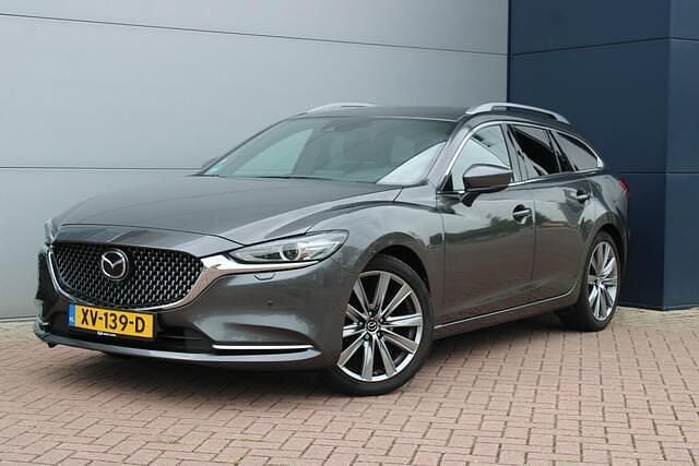Grijs Gebruikt 2019 Mazda 6 Signature Stationwagen | € 21.950 (Goede deal) - Afbeelding 1/4