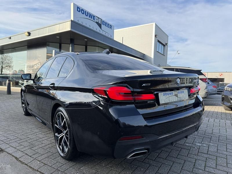 Occasion BMW 545 286 PK (210 kW) 2022 Zwart Sedan