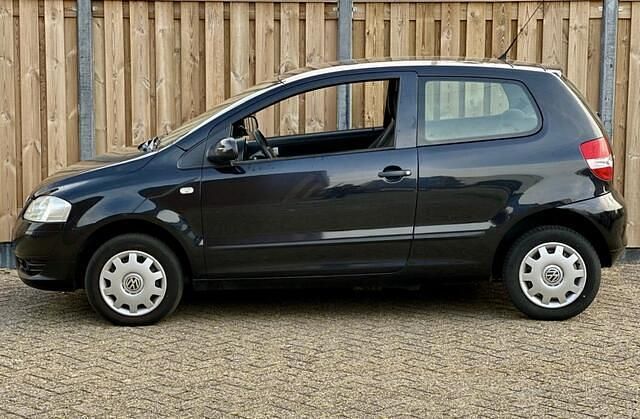 Occasion VW Fox Trendline 54 PK (39 kW) 2007 Zwart Hatchback