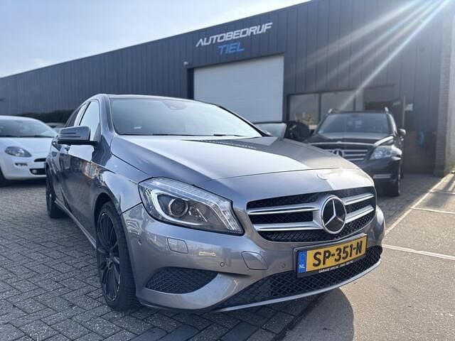 Occasion Mercedes A220 Prestige 163 PK (119 kW) 2013 Grijs (metallic) Hatchback