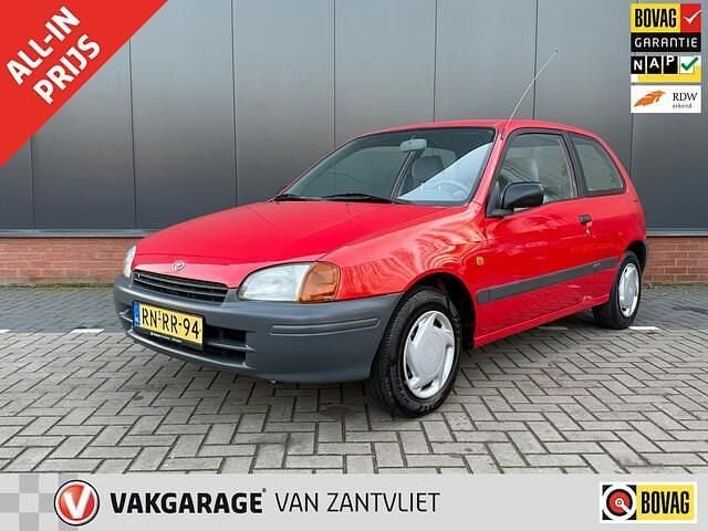 Rood Occasion 1997 Toyota Starlet Hatchback | € 1.245 (Goede deal) - Afbeelding 1/4