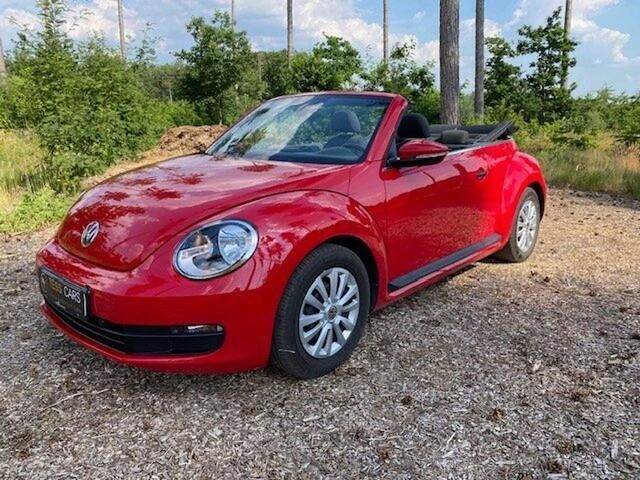 Rood Gebruikt 2014 VW Beetle Cabriolet | € 17.450 (Iets duurder) - Afbeelding 1/4
