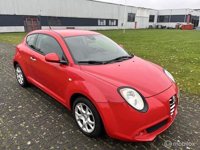Rood Gebruikt 2008 Alfa Romeo MiTo Progression Hatchback | € 3.499 (Eerlijke prijs) - Afbeelding 1/4