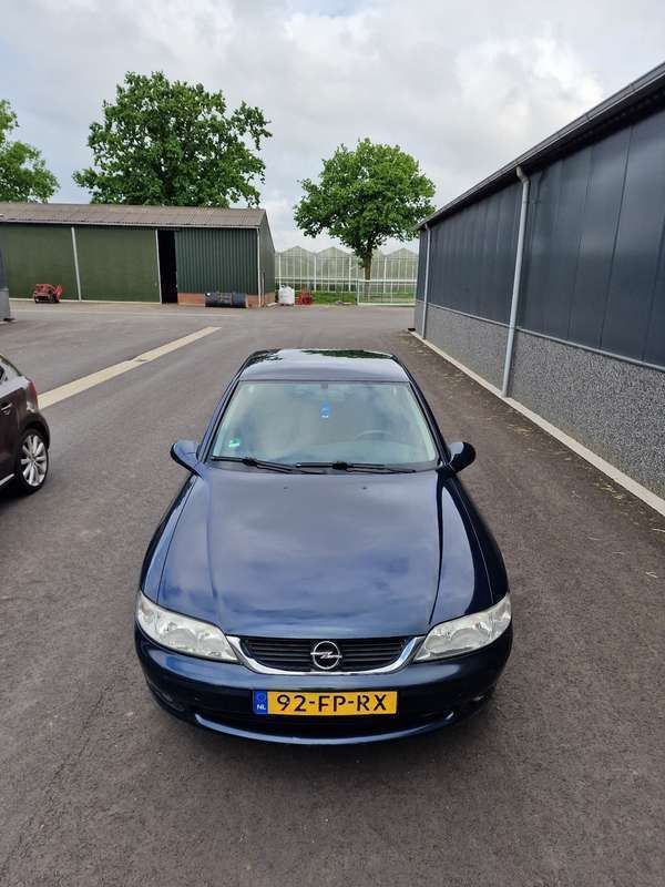 Afbeelding 2/4