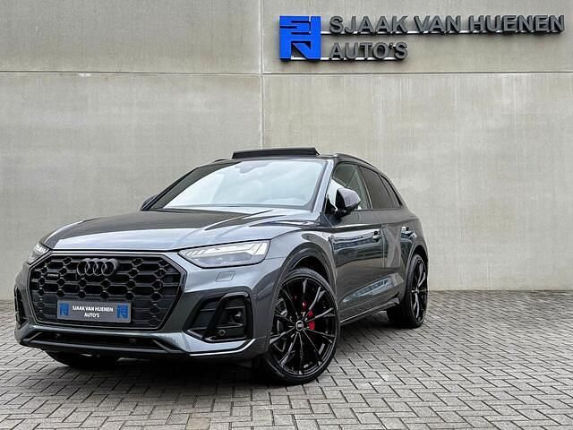 Grijs Occasion 2022 Audi Q5 Competition SUV | € 59.950 - Afbeelding 1/4