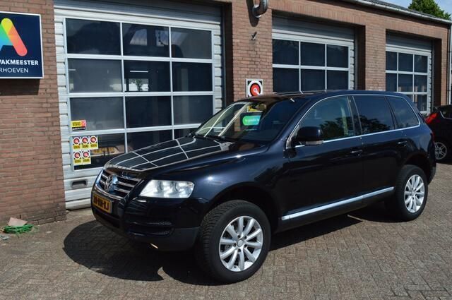 Zwart, metallic lak Gebruikt 2005 VW Touareg SUV | € 7.750 - Afbeelding 1/4