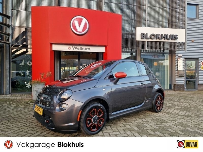 Grijs Gebruikt 2014 Fiat 500e Hatchback | € 9.690 (Eerlijke prijs) - Afbeelding 1/4
