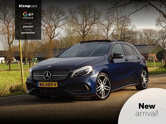 Blauw Occasion 2017 Mercedes A180 AMG line Hatchback | € 14.750 (Eerlijke prijs) - Afbeelding 1/4