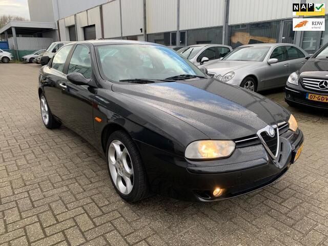 Zwart Gebruikt 2003 Alfa Romeo 156 Sedan | € 1.150 - Afbeelding 1/4