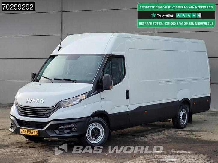 Wit Gebruikt 2023 Iveco Daily Van | € 24.800 (Goede deal) - Afbeelding 1/4
