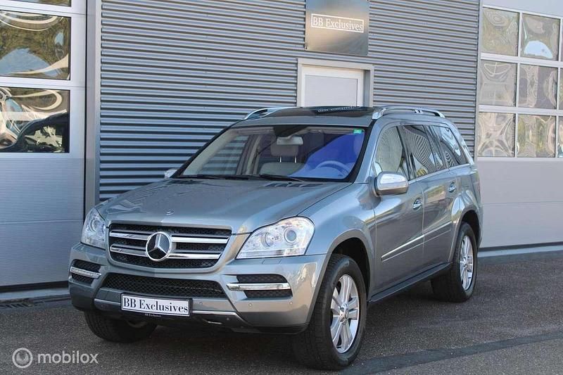 Grijs Gebruikt 2010 Mercedes GL500 SUV | € 44.900 - Afbeelding 1/4