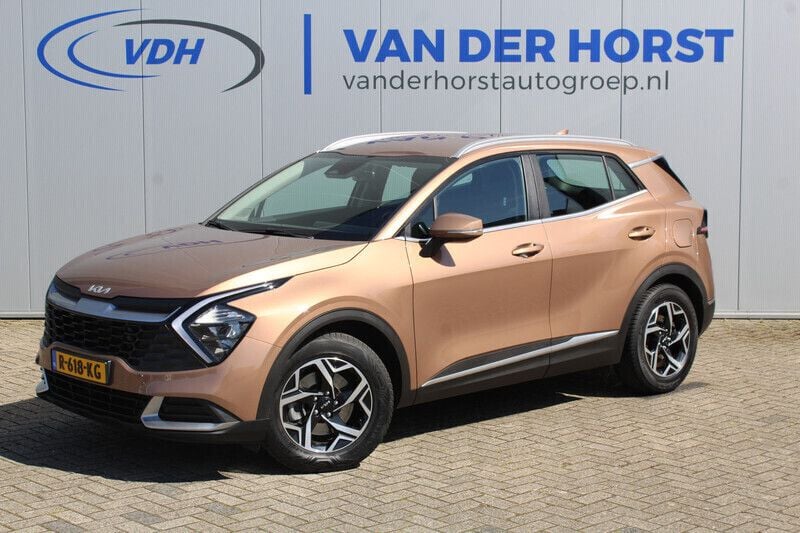 Beige, metallic lak Gebruikt 2022 Kia Sportage Comfort SUV | € 26.950 (Eerlijke prijs) - Afbeelding 1/3