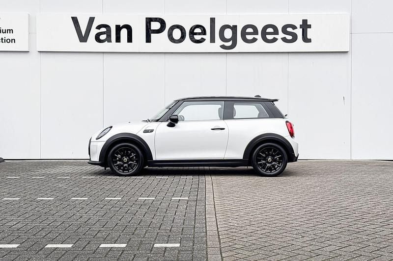 Occasion Mini Cooper 135 kW (184 PK) 2023 Nanuq white (c6a) Hatchback