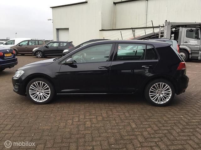 Occasion VW Golf VII Trendline 105 PK (77 kW) 2014 Zwart Hatchback
