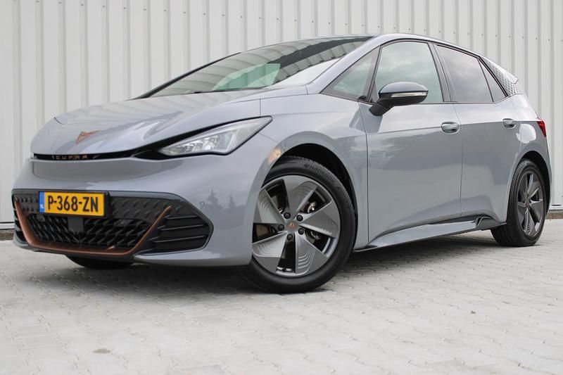 Occasion Cupra Born 169 kW (231 PK) 2022 Grijs Hatchback