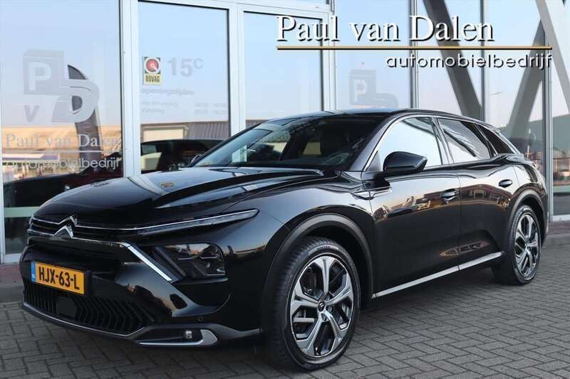 Zwart Gebruikt 2023 Citroën C5 X Feel Stationwagen | € 26.920 (Goede deal) - Afbeelding 1/4