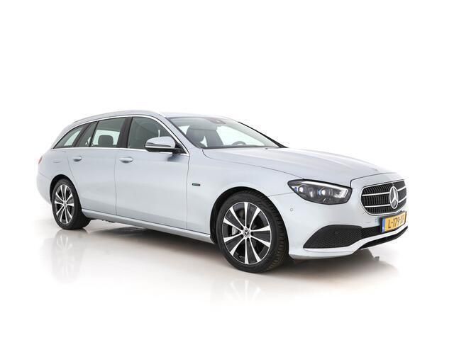 Grijs Gebruikt 2021 Mercedes 300 Business Stationwagen | € 20.845 - Afbeelding 1/4