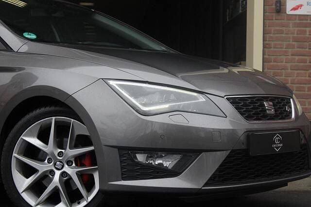 Occasion Seat Leon FR 150 PK (110 kW) 2014 Grijs (metallic) Hatchback