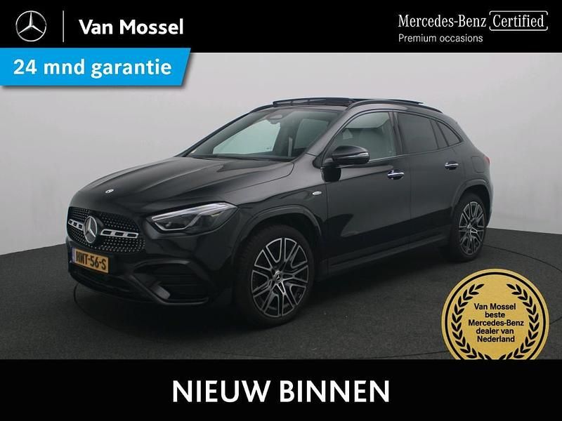 Zwart Occasion 2025 Mercedes GLA250 Business SUV | € 53.945 (Duur) - Afbeelding 1/4