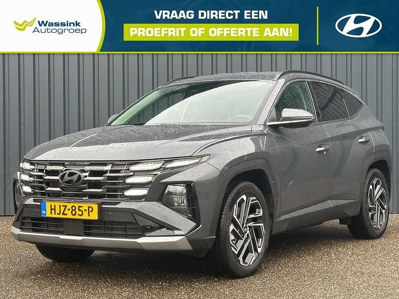 Grijs Gebruikt 2025 Hyundai Tucson Comfort SUV | € 39.900 (Eerlijke prijs) - Afbeelding 1/4