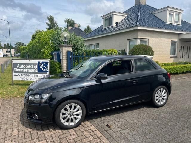 Zwart, metallic lak Gebruikt 2012 Audi A1 Ambition Hatchback | € 8.850 (Eerlijke prijs) - Afbeelding 1/4