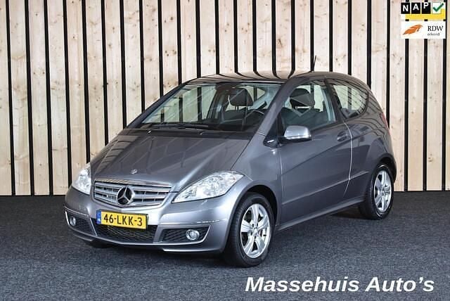 Grijs Gebruikt 2010 Mercedes A180 Avantgarde MPV | € 3.950 (Goede deal) - Afbeelding 1/4