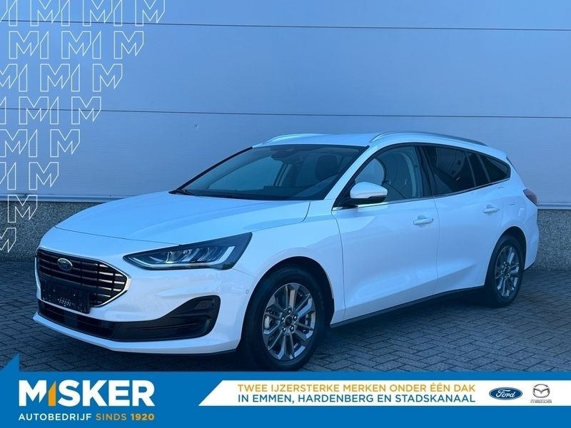 Wit Nieuw 2025 Ford Focus Titanium S Stationwagen | € 32.700 - Afbeelding 1/4