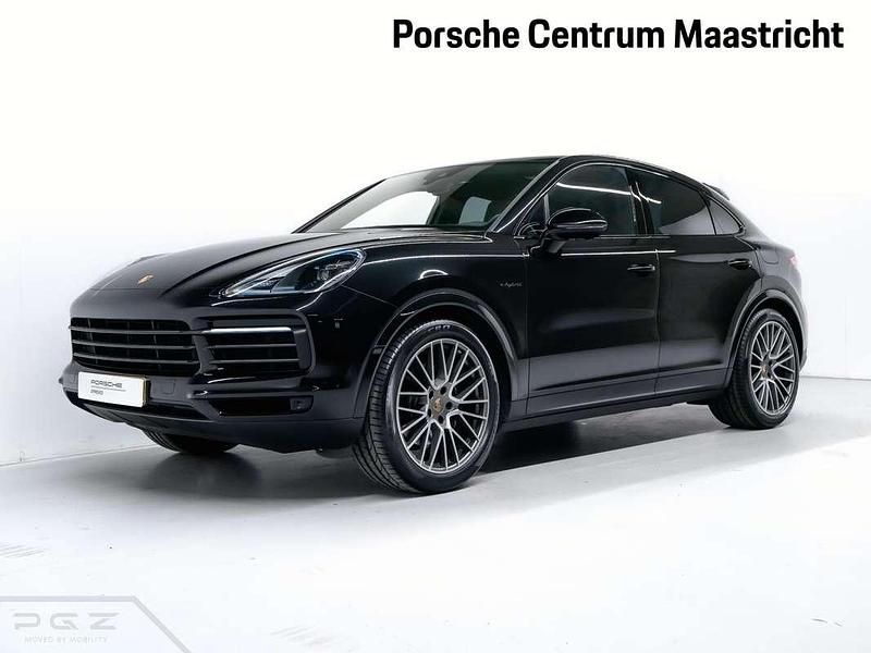 Zwart (metallic) Occasion 2022 Porsche Cayenne Platinum Edition SUV | € 87.750 (Iets duurder) - Afbeelding 1/4