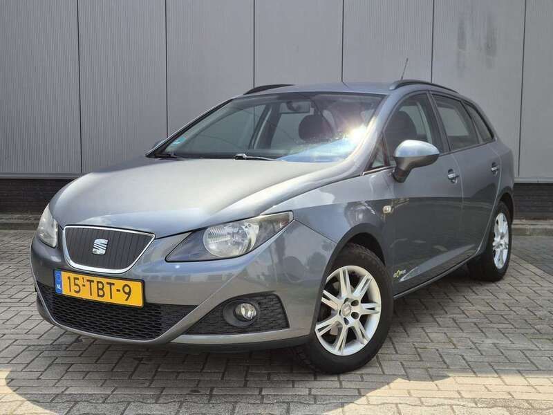 Grijs Gebruikt 2012 Seat Ibiza ST Copa Stationwagen | € 2.750 (Eerlijke prijs) - Afbeelding 1/4