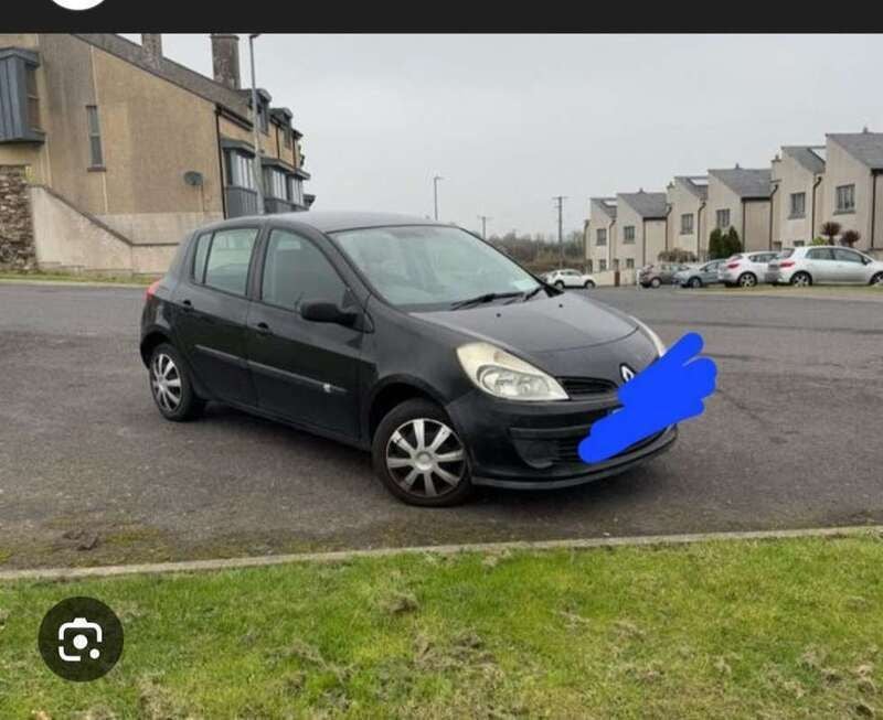 Grijs Gebruikt 2006 Renault Clio II Exception Hatchback | € 500 (Super prijs) - Afbeelding 1/1