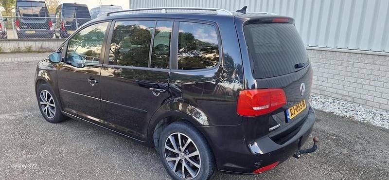 Occasion VW Touran Comfortline 105 PK (77 kW) 2014 Zwart MPV