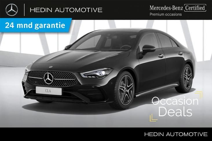 Zwart Occasion 2025 Mercedes CLA180 AMG line Sedan | € 47.900 - Afbeelding 1/4