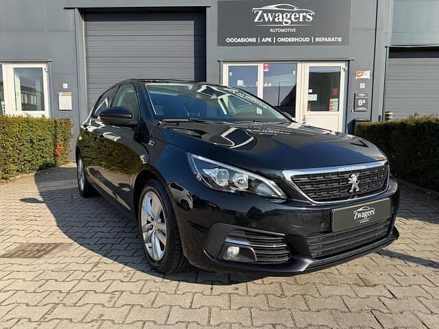 Occasion Peugeot 308 110 PK (80 kW) 2019 Zwart (metallic) Hatchback