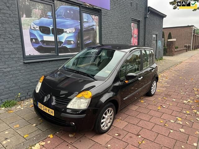 Zwart Gebruikt 2006 Renault Modus Dynamique MPV | € 1.375 (Goede deal) - Afbeelding 1/4