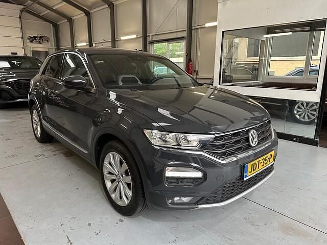 Grijs Gebruikt 2019 VW T-Roc Sport SUV | € 19.950 (Super prijs) - Afbeelding 1/4