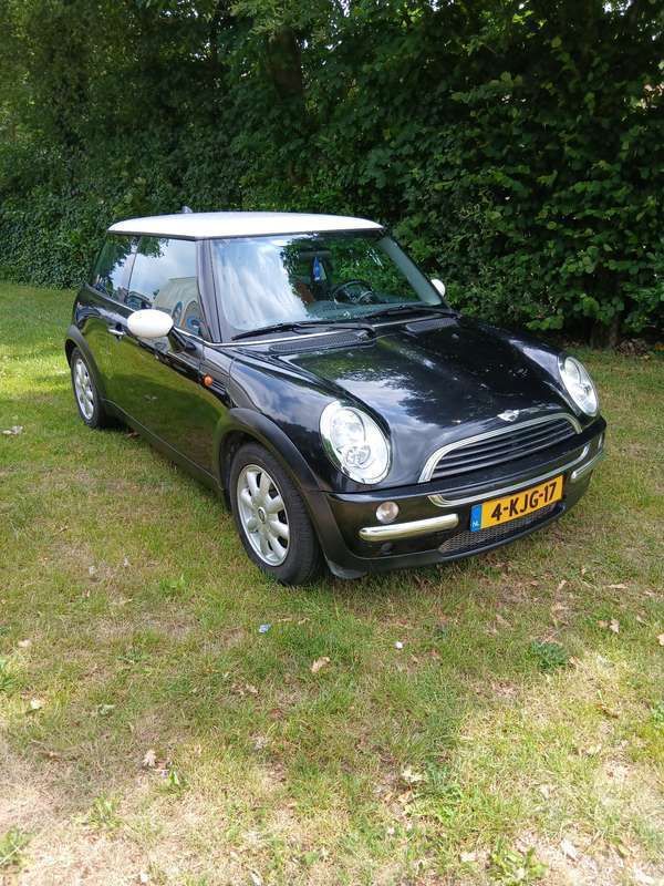 Zwart Gebruikt 2003 Mini Cooper Chili Hatchback | € 1.650 (Duur) - Afbeelding 1/4