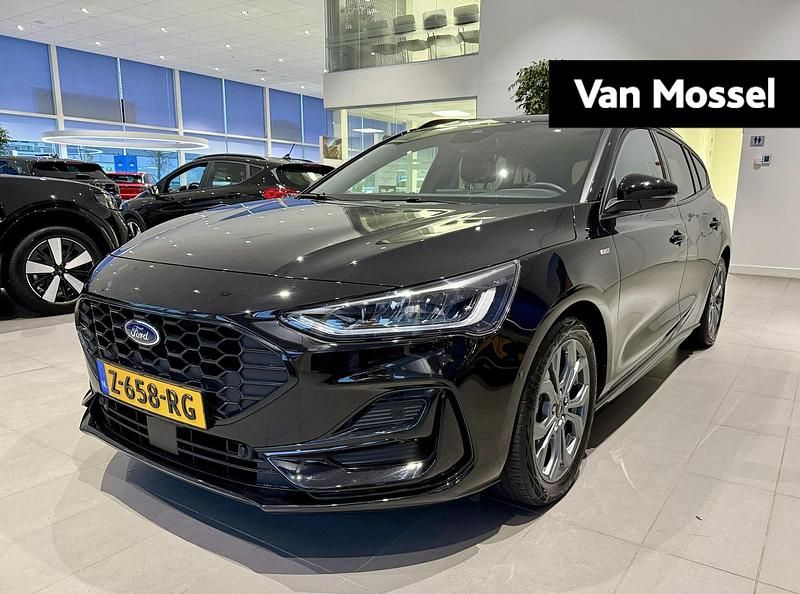 Zwart Occasion 2024 Ford Focus ST-Line Stationwagen | € 26.995 (Eerlijke prijs) - Afbeelding 1/4