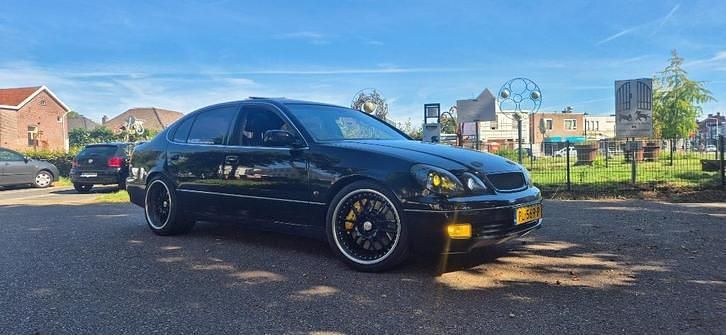 Zwart Gebruikt 1997 Toyota Aristo Sedan | € 25.999 - Afbeelding 1/4