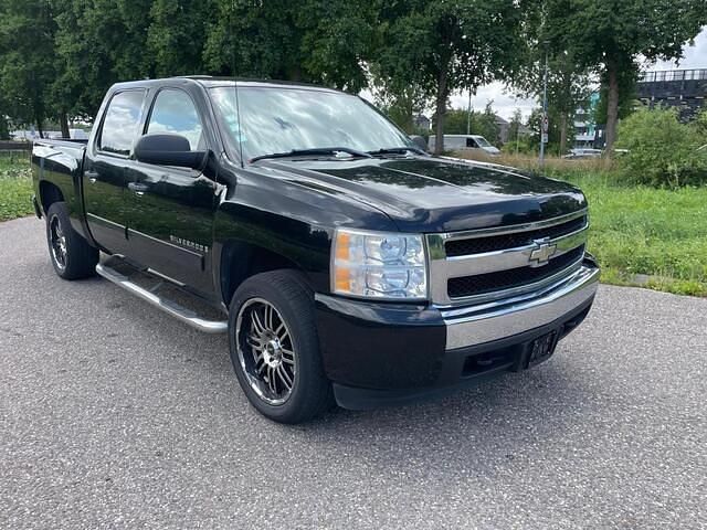 Zwart Gebruikt 2007 Chevrolet Silverado Pickup | € 10.999 - Afbeelding 1/4