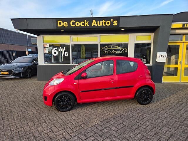 Occasion Peugeot 107 68 PK (50 kW) 2010 Rood Hatchback