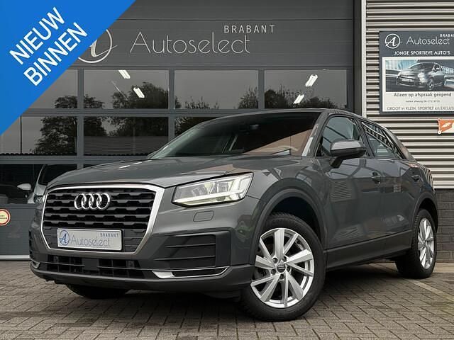 Grijs Gebruikt 2021 Audi Q2 Sport SUV | € 20.990 (Goede deal) - Afbeelding 1/4