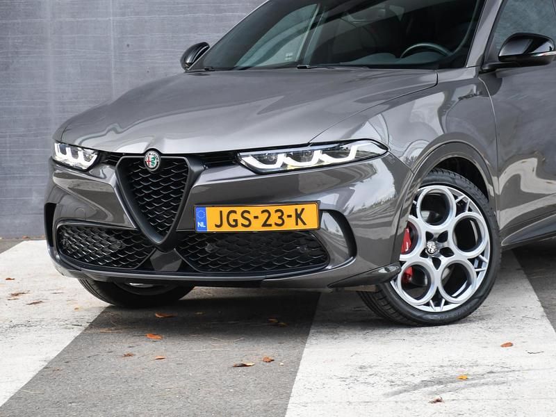 Occasion Alfa Romeo Tonale Edizione Speciale 131 PK (96 kW) 2022 Grijs SUV