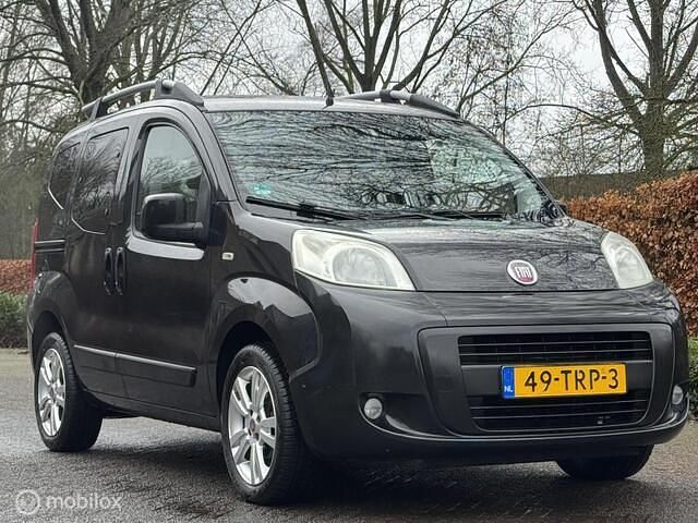 Occasion Fiat Qubo Trekking 74 PK (54 kW) 2012 Zwart MPV