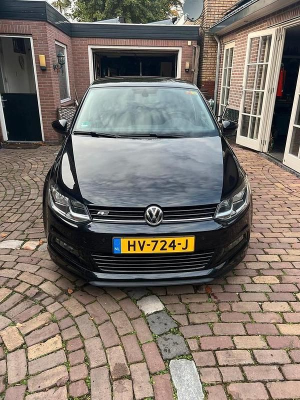 Gebruikt 2016 VW Polo R-line | € 12.000 (Duur) - Afbeelding 1/4