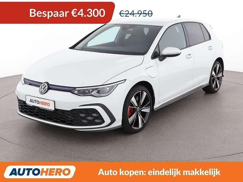 Wit Occasion 2021 VW Golf VIII GTE Hatchback | € 20.849 (Super prijs) - Afbeelding 1/3