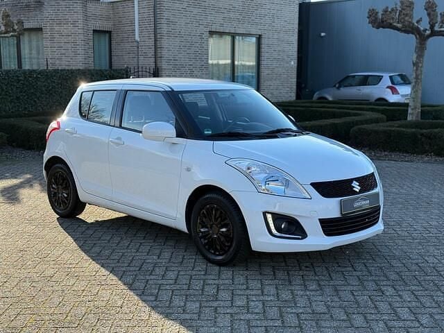 Occasion Suzuki Swift Style 90 PK (66 kW) 2016 Wit (metallic) Hatchback