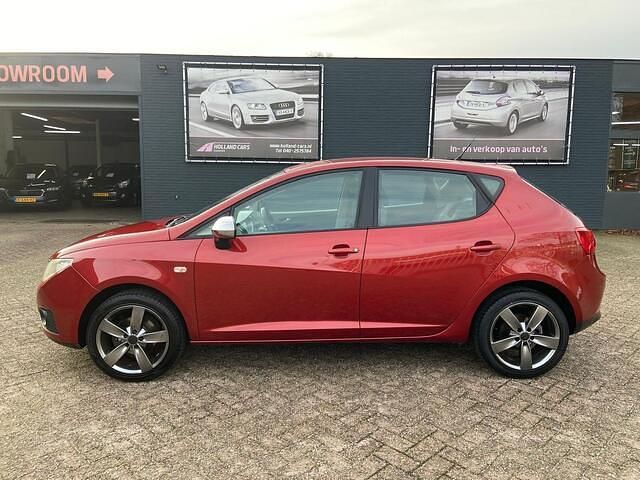 Rood Occasion 2008 Seat Ibiza Stylance Hatchback | € 2.995 (Eerlijke prijs) - Afbeelding 1/4